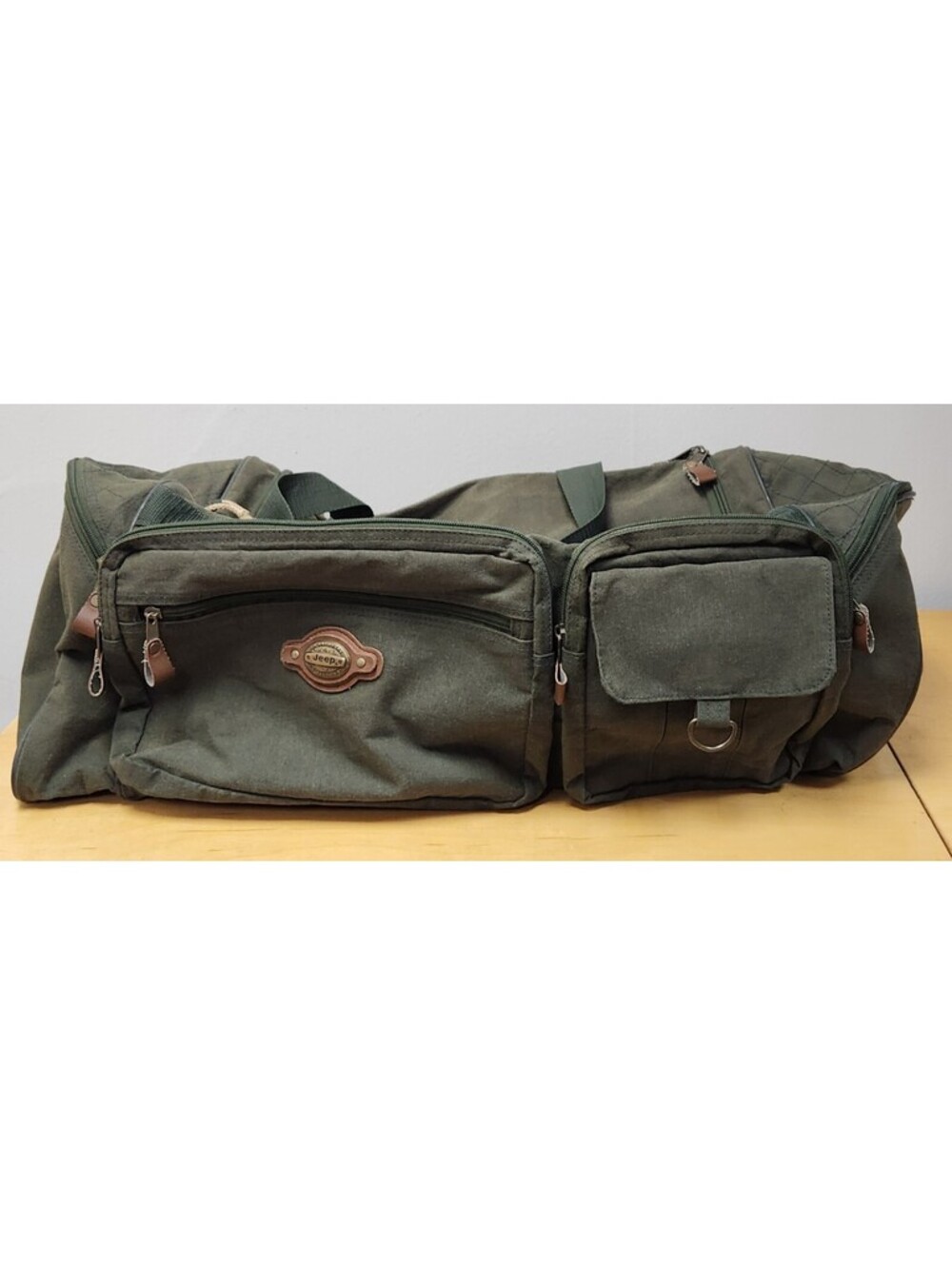 Vintage Jeep Travel Equipment Duffle Bag Canvas Olive Green Duffel 9325
